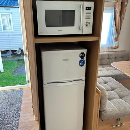 Phoenix Caravan Hire, Trecco Bay Porthcawl Esterno foto