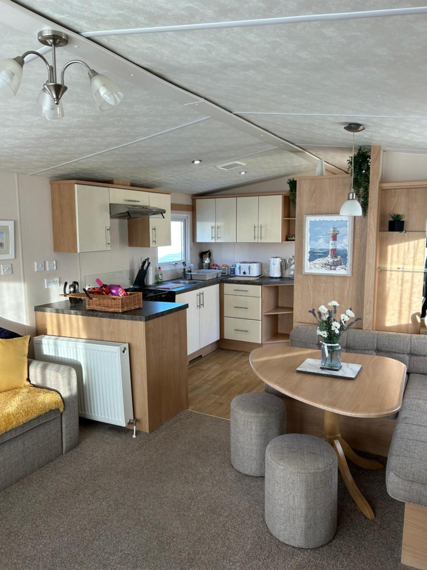 Phoenix Caravan Hire, Trecco Bay Porthcawl Esterno foto